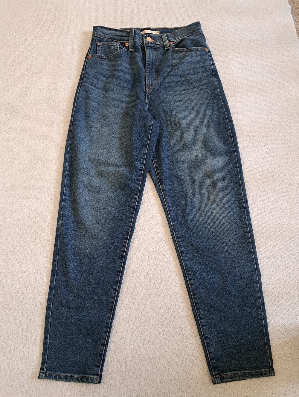 Levi's High Waisted Mom Jeans Size 28 Blue Denim Casual Classic Fall Relaxed